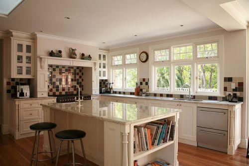 Cuisine beige avec tuiles_beige kitchen with tiles