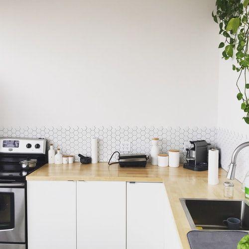 Kitchen counter and backsplash