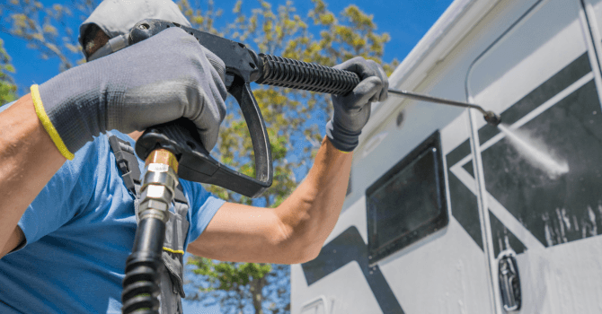  how to correctly operate a pressure washer